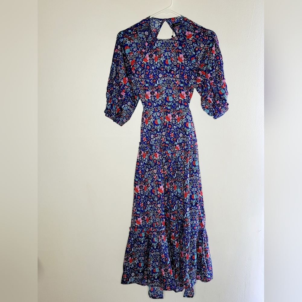 Boohoo Tiered Open Back Maxi Madaxi Dress Floral Size 8 Puff Sleeves Round Neck - Picture 4 of 14